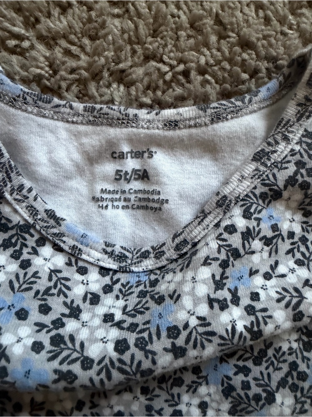 Gently Used Girls' Long-Sleeve Floral Top - White with Blue and Gray - Picture 2 of 3